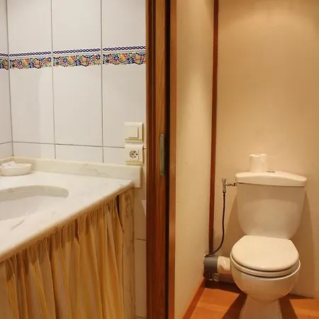 La Tete Dans Les Etoiles