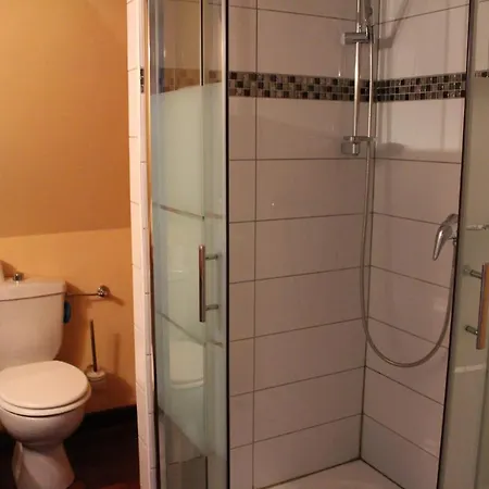 La Tete Dans Les Etoiles לינה וארוחת בוקר