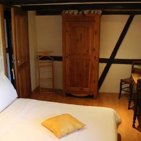 Chambres D'Hotes La Tete Dans Les Etoiles לינה וארוחת בוקר