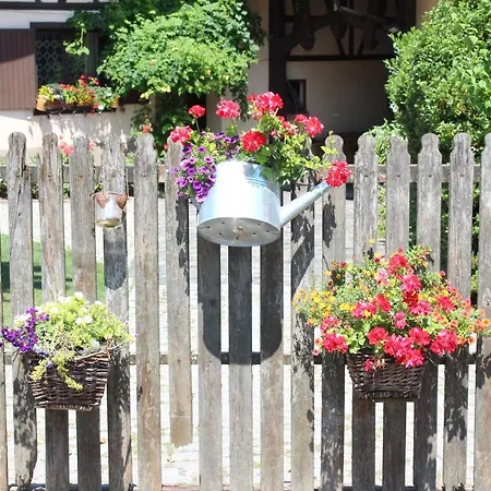 לינה וארוחת בוקר La Tete Dans Les Etoiles