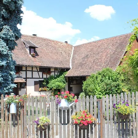 La Tete Dans Les Etoiles לינה וארוחת בוקר 3*