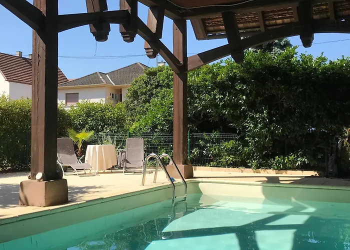 La Tete Dans Les Etoiles 3* Weyersheim